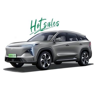 Un bon prix. 2024 Geely Galaxy L7 1.5T 115km Véhicules à énergie Voiture 4605x1878x1643 Dimensions et couple maximal de 415 N.m. en ligne