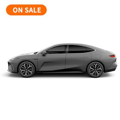 Un bon prix. Geely Galaxy E8 5 portes 5 places Auto électrique 100% énergie Véhicule 190 km 210 km portée Volant à gauche pour adultes Voiture électrique en ligne