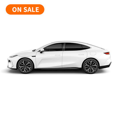 Un bon prix. 100% voiture électrique Geely Galaxy E8 5 portes 5 places direction à gauche énergie auto pour le marché des adultes en ligne