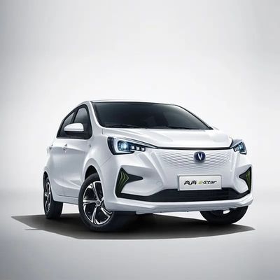 Un bon prix. Hatchback électrique 3770x1650x1570 2023 Changan Benben E-Star 0 km voiture d'occasion avec 100 km/h Endurance et autonomie de 300 km en ligne