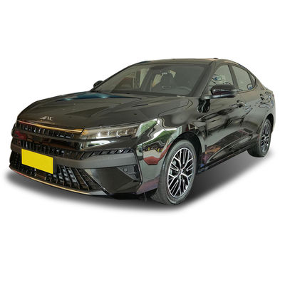 Un bon prix. 2023 JAC A5 plus 1.5T Luxury Edition Sedan avec les exigences du client Poids de freinage 2000kg-2500kg en ligne