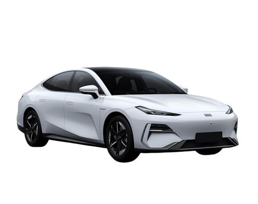 Un bon prix. Geely Voie lactée E8 Basic 4 portes 5 places Véhicule électrique à énergie YINHE Silver Pure Electric Sedan en ligne