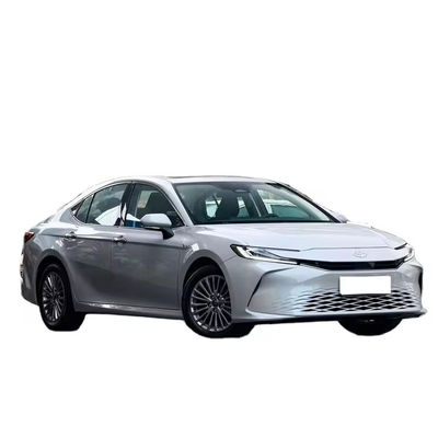 Un bon prix. 2024 Toyota Camry 4 portes berline 5 places GacT oyota 2.0 HGVP version de luxe berline avec une altitude de 2825 mm en ligne