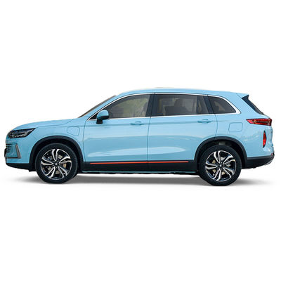 Un bon prix. Skyworth HT-i Plug-In Hybrid Electric Car 3m Véhicule 2023 avec une batterie au lithium ternary de 32,76Kwh à une vitesse élevée de 170 km/h en ligne