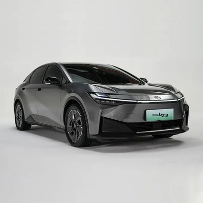 Un bon prix. Tout neuf Toyota BZ3 pneus 18 pouces 6 airbags 4 modes de conduite longue endurance 616km édition premium 65.3kWh batterie de voiture en ligne