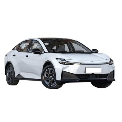 Un bon prix. 2024 TO-YOTA BZ3 AWD 616km Voitures d'occasion 270 N.m couple maximal 1885kg Poids du véhicule Produit en énergie Véhicules électriques en ligne