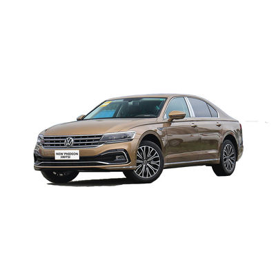 Un bon prix. VW PHIDEON 380TSI Luxury Sedan 2.0L 224Ps Turbo FWD Auto 0km Luxury Phideon d'occasion avec TPMS Oui et caméra arrière en ligne