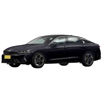 Un bon prix. Kia K5 Kaiku 380t GT-Line Édition de renouvellement 2021-2022 Année de fabrication en ligne