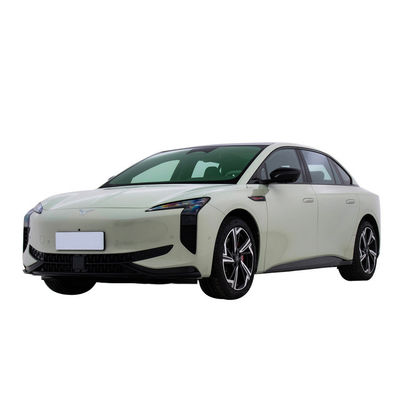 Un bon prix. Vitesse maximale 190 km/h 2024 FAW Hongqi EH7 Voiture électrique avec une longue portée de 820 km et une technologie d'économie d'énergie en ligne