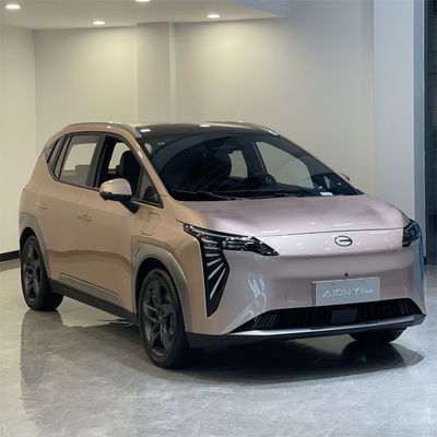 Un bon prix. 2023 AION Y Plus 510KM Range SUV électrique pour les voitures adultes Temps de charge 42 minutes en ligne