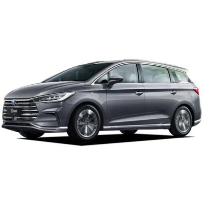 Un bon prix. 6 sièges MPV Auto électrique avec R18 Taille de pneu et 150-200PS puissance totale Parfait pour les solutions de transport en ligne