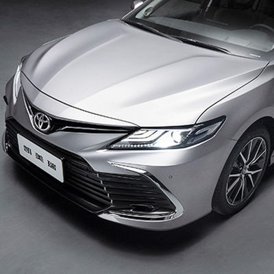 Un bon prix. 250 km/h Vitesse maximale Toyota Camry 2.5Q Bande-annonce berline avec carburant et pleine vitesse Adaptive Cruise Electric toit ensoleillé en ligne