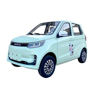 Un bon prix. Voiture électrique 2022 Bonne apparence Quatre sièges Caméra arrière Multifonction Automatique LED Véhicules à énergie en ligne