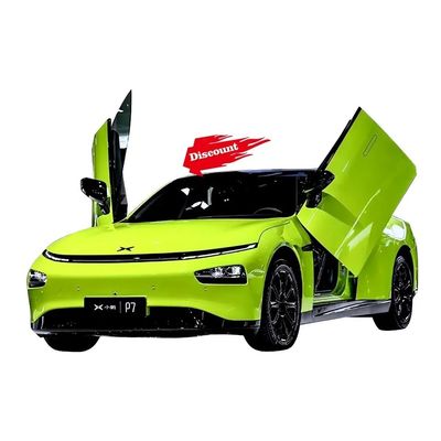 Un bon prix. 2024 Xpeng P7 voiture électrique voitures à grande vitesse véhicules électriques 4 roues avec un rendement de 12,5 kWh / 100 km en ligne