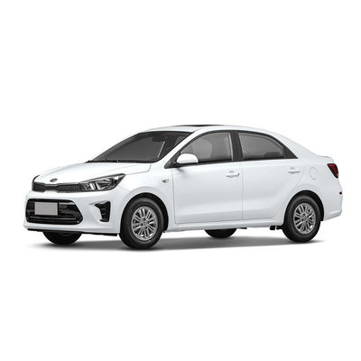 Un bon prix. KIA PEGAS 2020 1.4L Automatique Confortable avec toit ensoleillé Version carburant Benzine Berline Confortable avec toit ensoleillé R14 Taille de pneu voitures en ligne