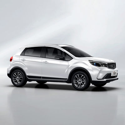 Un bon prix. Direction électrique Geely Auto Livan X3 Pro 1.5L CVT Petit SUV FWD essence avec caméra arrière R16 Taille de pneu Sièges en cuir en ligne