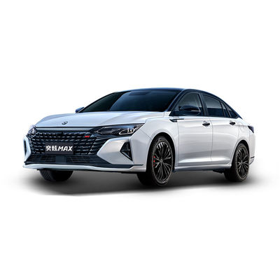 Un bon prix. DONGFENG AEOLUS YIXUAN MAX Mach Power 1.5T Caméra LED cuir Turbo Automatique berline voiture 5 portes et sièges avec boîte de vitesses manuelle en ligne