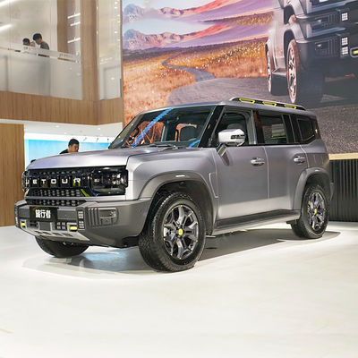 Un bon prix. 2023 Jetour Traveler 4WD 2.0T AWD SUV avec moteur turbo boîte de vitesses automatique sièges en cuir Euro VI conforme ABS 4 cylindres en ligne