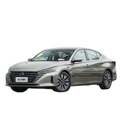 Un bon prix. Nissan ALTIMA Sedan Voiture 0km Used Japon Voitures à essence Véhicules à essence Benzine Benzine électrique Vitre avant Kilomètre 1-25000 Miles en ligne