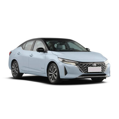 Un bon prix. Auto Dongfeng Nissan Sylphy Drive électrique à essence 1.2L 72 HP L3 4 portes 5 places berline avec longueur * largeur * hauteur en ligne