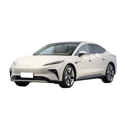 Un bon prix. Feifan F7 4 portes 5 places berline avec 200km/h vitesse maximale et carburant pur électrique en ligne