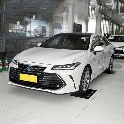 Un bon prix. FAW To-yota Avalon 2.0L Turbo progressive CVT 2023 voitures berline 4 roues 4 portes 5 sièges avec 4 radars avant et arrière en ligne