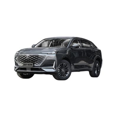 Un bon prix. 2023 Changan Automobile UNI-K Pays VI camion pétrolier avec volant multifonctionnel et année 2023 en ligne
